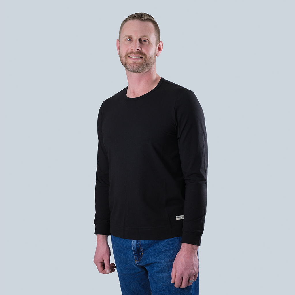 Long-Sleeve Lightweight Crewneck Shirt, Black
